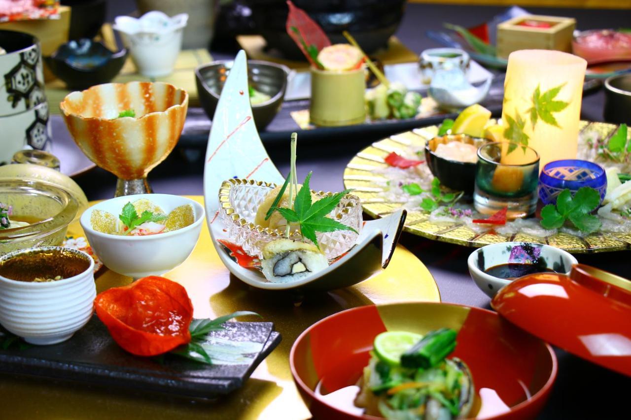 Uedaya Hotel Yamaga Bagian luar foto