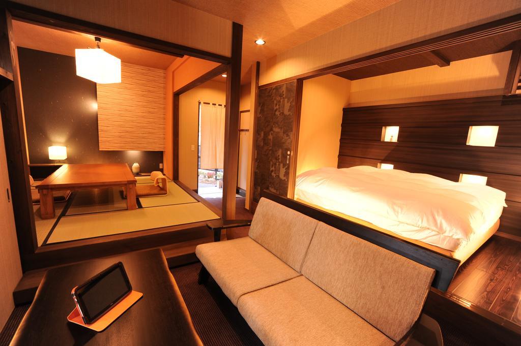 Uedaya Hotel Yamaga Bagian luar foto