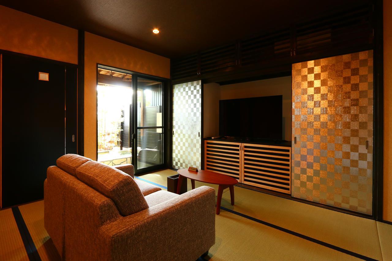 Uedaya Hotel Yamaga Bagian luar foto