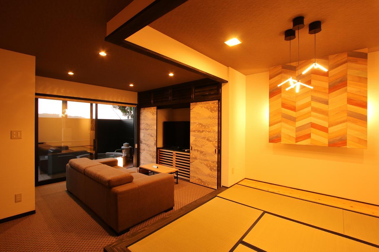 Uedaya Hotel Yamaga Bagian luar foto
